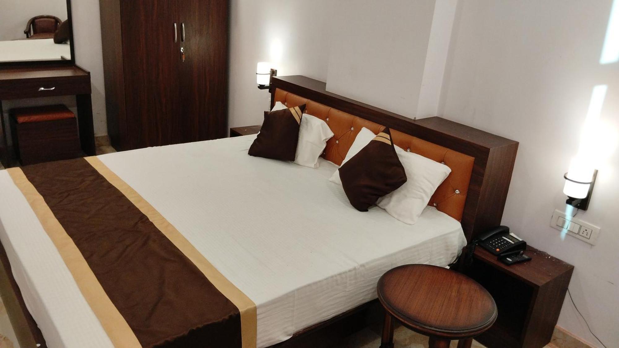 Grand Pearl Hotel & Banquet Lucknow Luaran gambar